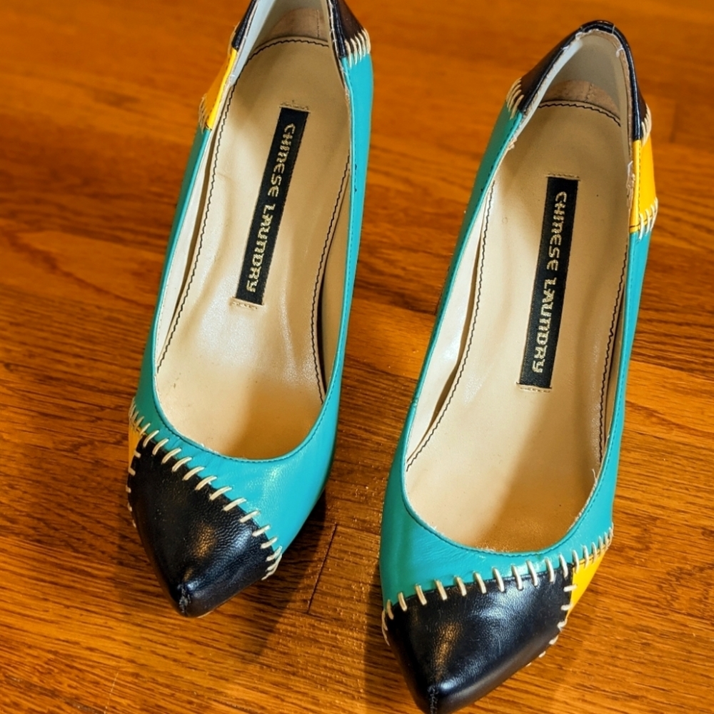 Chinese Laundry multicolor pumps